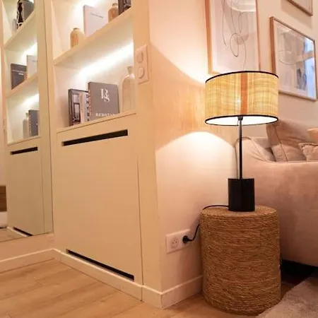 Apartment Superb Flat In Champs Elysees Paris