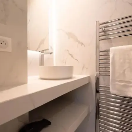 Superb Flat In Champs Elysees Appartamento