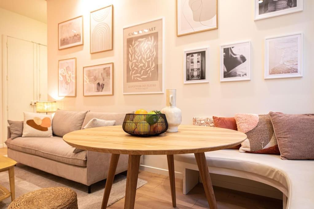 Superb Flat In Champs Elysees Appartamento Parigi